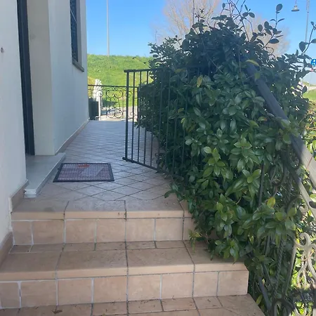 Al Fiume Bed & Breakfast 3*