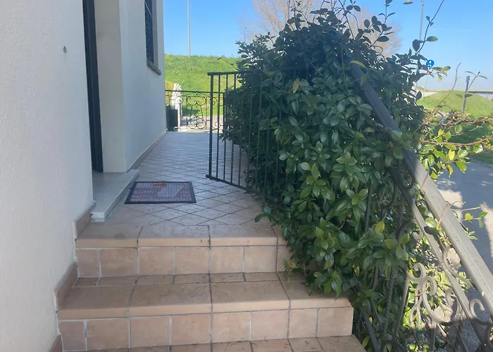 Al Fiume Bed & Breakfast 3*